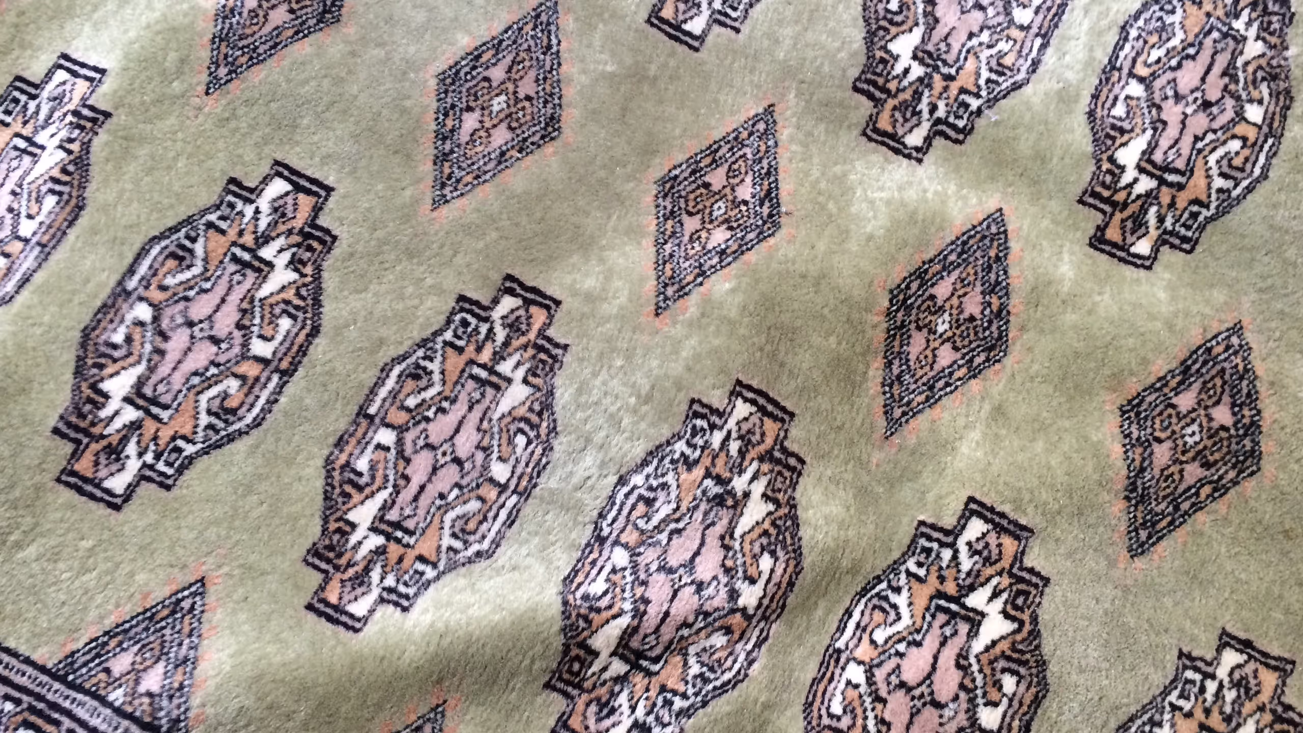 トルコみやげのラグ。